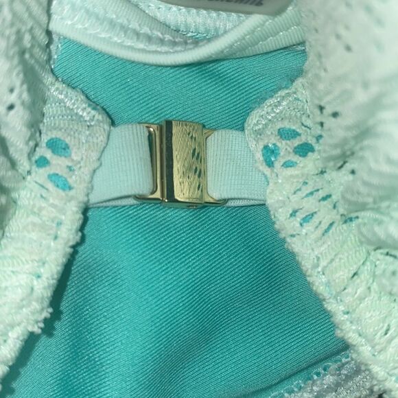 ✨ Aerie padded push-up pineapple crochet lace swimsuit bikini top ✨ - Picture 6 of 6